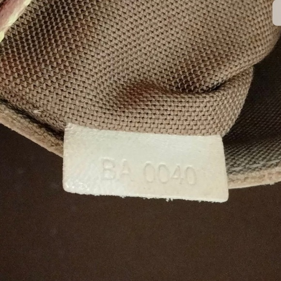 ❤️Authentic Luis Vuitton Alma PM❤️ - Picture 12 of 16